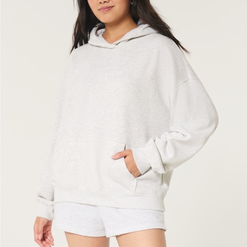 Hollister Feel Good Fleece Oversized Cozy Hoodie